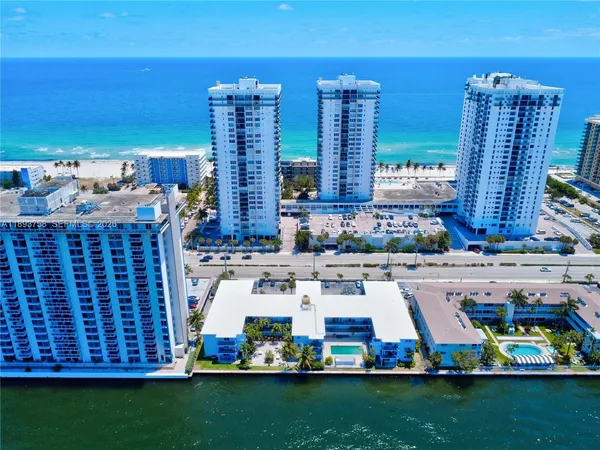 $2,300 | 2200 South Ocean Drive, Unit N116, Hollywood, FL 33019