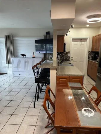 $2,300 | 2200 South Ocean Drive, Unit N116, Hollywood, FL 33019