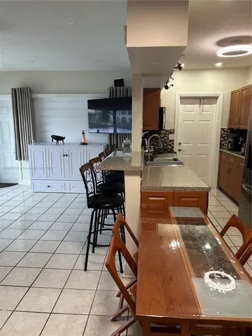 $3,000 | 2200 South Ocean Drive, Unit N116, Hollywood, FL 33019