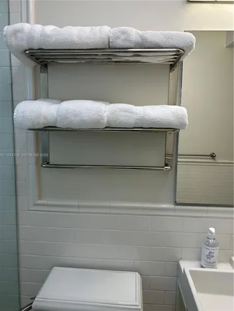 $2,300 | 2200 South Ocean Drive, Unit N116, Hollywood, FL 33019