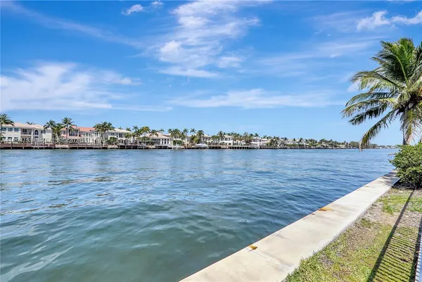 $2,300 | 2200 South Ocean Drive, Unit N116, Hollywood, FL 33019