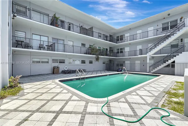 $2,300 | 2200 South Ocean Drive, Unit N116, Hollywood, FL 33019