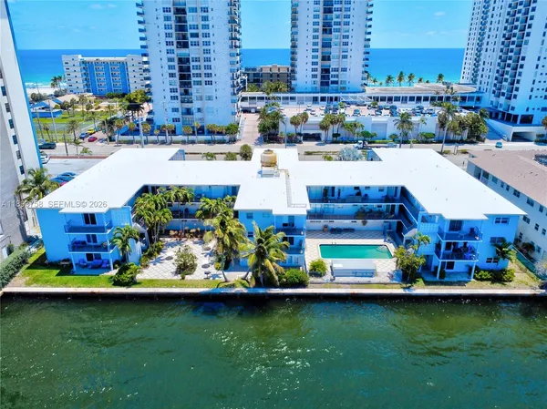 $2,300 | 2200 South Ocean Drive, Unit N116, Hollywood, FL 33019