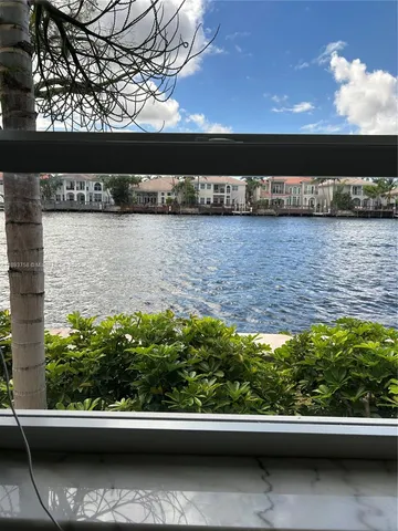 $3,000 | 2200 South Ocean Drive, Unit N116, Hollywood, FL 33019