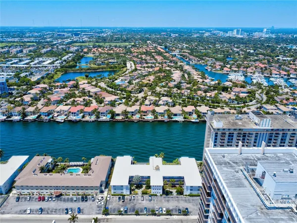 $2,300 | 2200 South Ocean Drive, Unit N116, Hollywood, FL 33019
