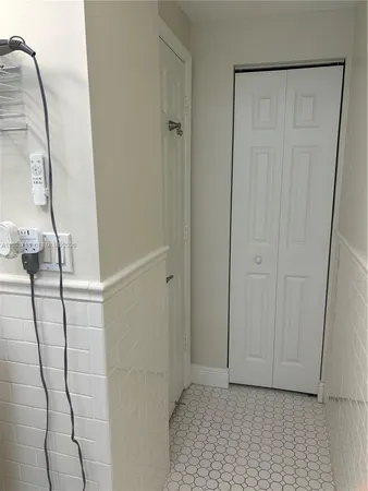 $2,300 | 2200 South Ocean Drive, Unit N116, Hollywood, FL 33019