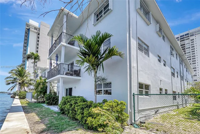 $3,000 | 2200 South Ocean Drive, Unit N116, Hollywood, FL 33019