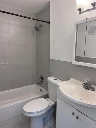 $2,000 | 7820 Northeast Bayshore Court, Unit 206, Miami, FL 33138