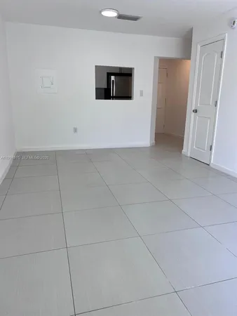 $2,000 | 7820 Northeast Bayshore Court, Unit 206, Miami, FL 33138