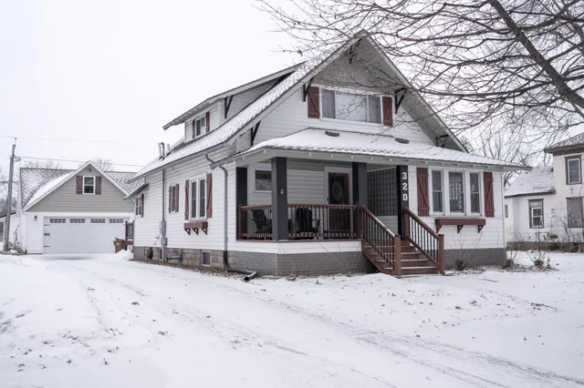 $309,900 | 320 North Franklin Street, Mondovi, WI 54755