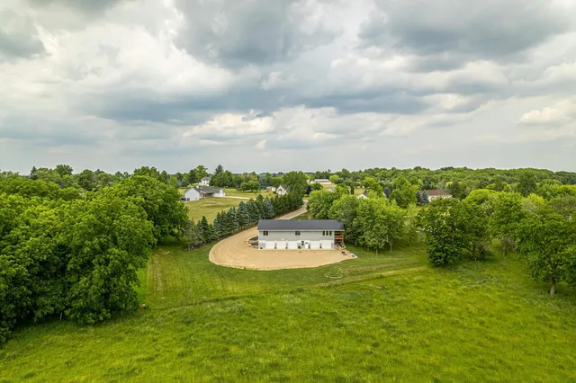 $564,900 | W6579 Karric Lane, Monroe, WI 53566