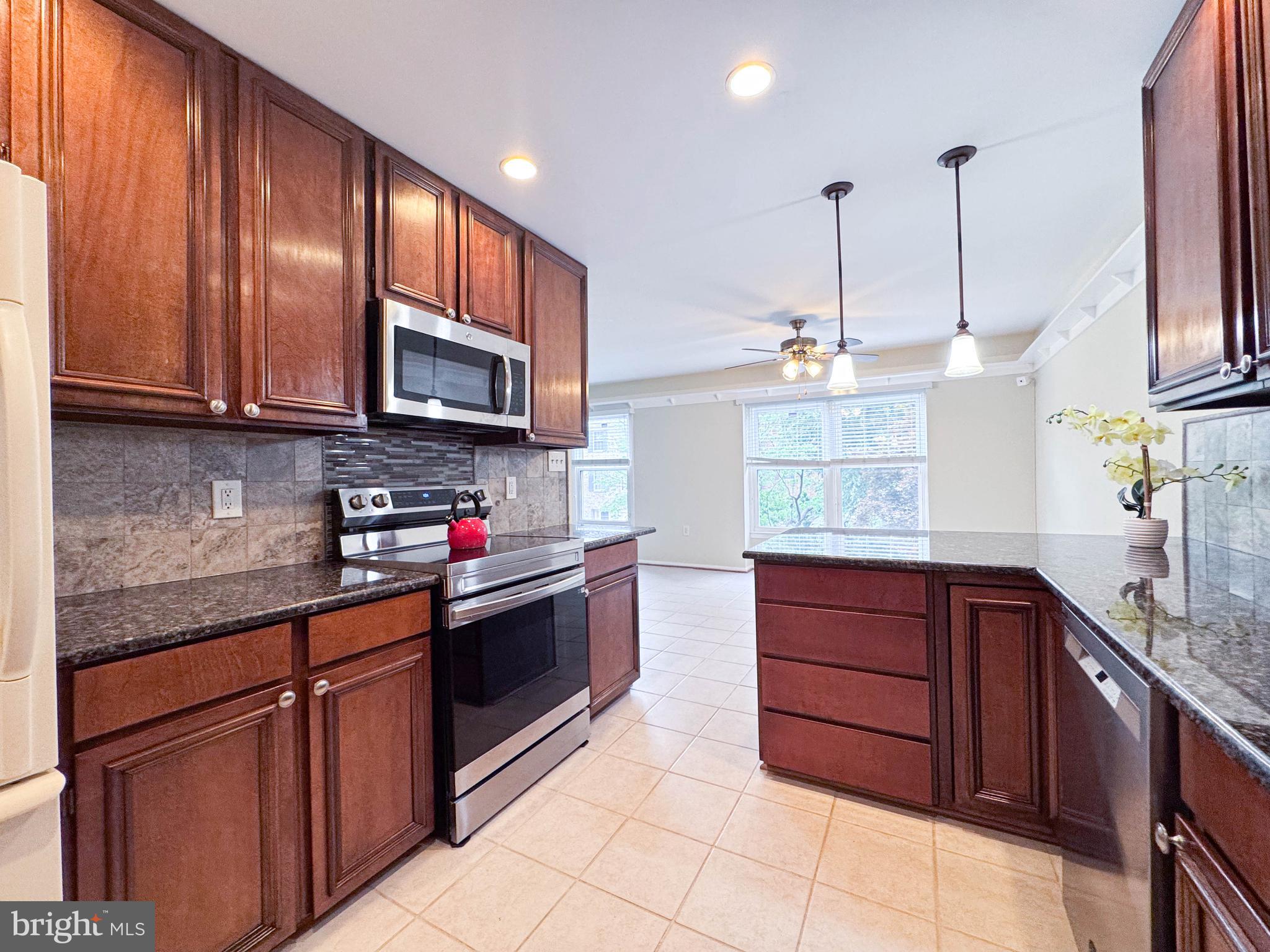 10939 Pebble Run Drive Silver Spring, MD 20902 - Photo 32 of 92