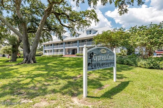 $168,000 | 1282 Beach Boulevard, Unit 214, Biloxi, MS 39530