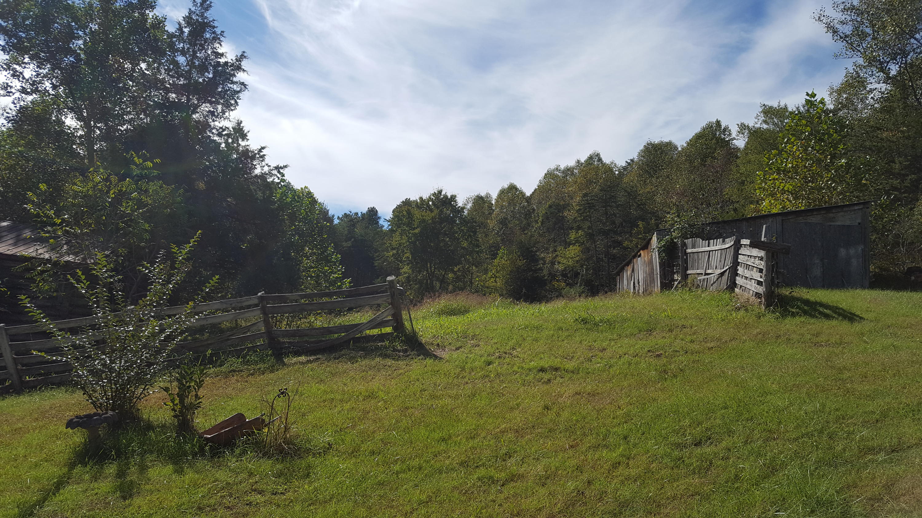 2795 Dundee Road Huddleston, VA 24104 - Photo 2 of 13 20161011_144611