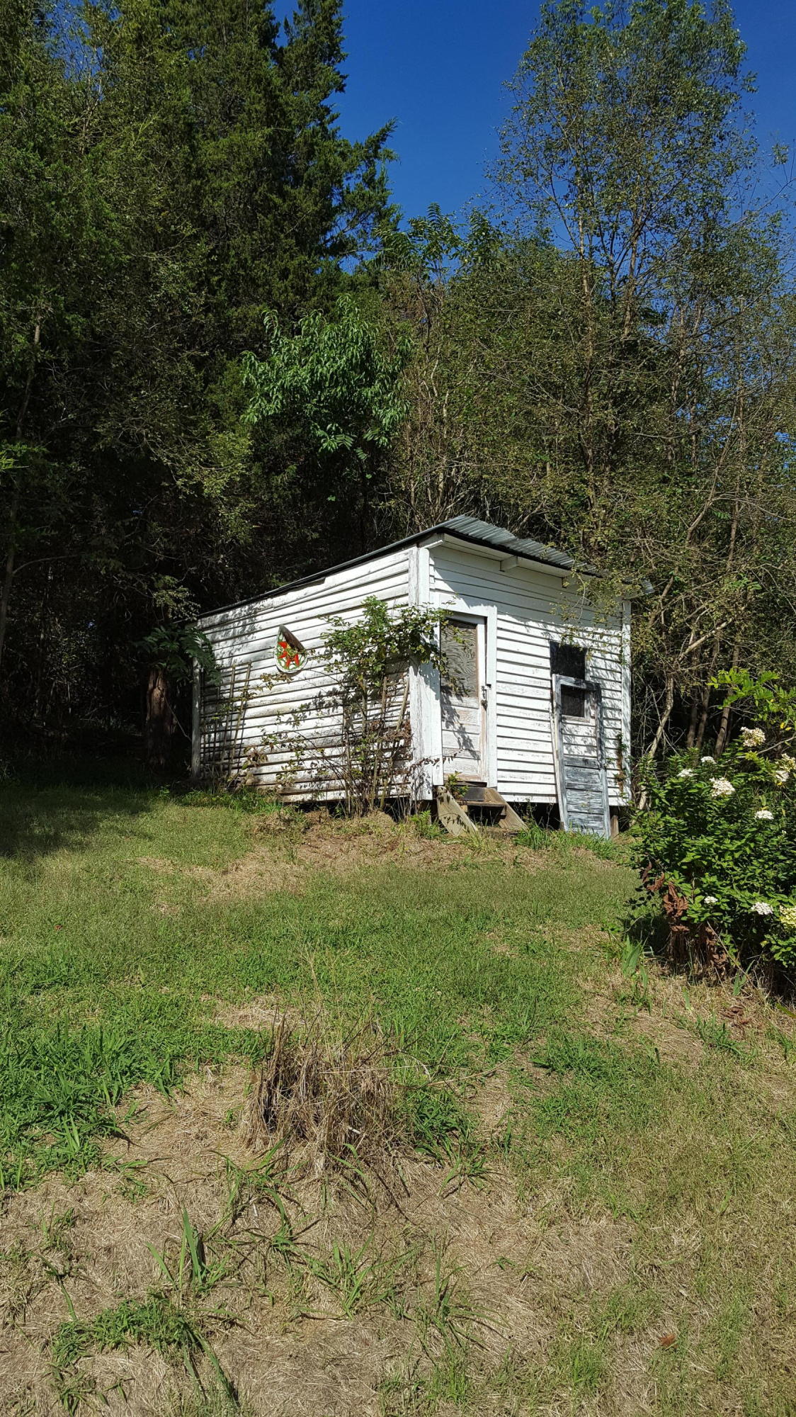 2795 Dundee Road Huddleston, VA 24104 - Photo 10 of 13 20161011_145203
