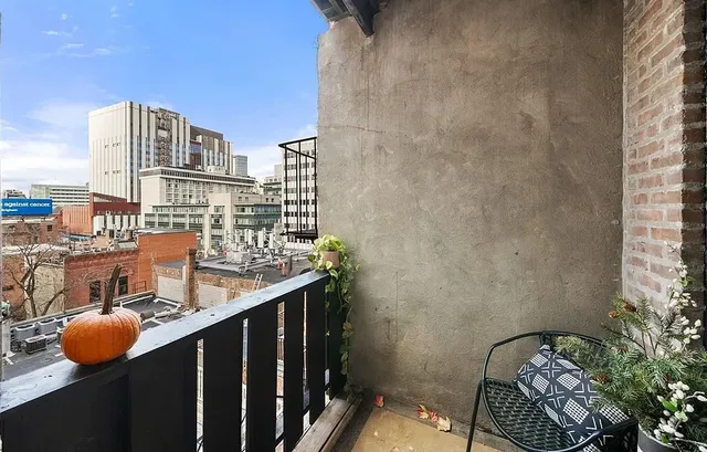 $4,000 | 9 Hancock Street, Unit 5R, Boston, MA 02114