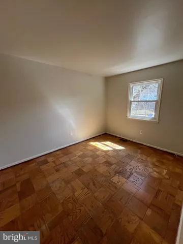 $2,000 | 5805 Morningbird Lane, Columbia, MD 21045