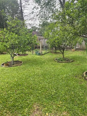 $1,200 | 317 Aurora Avenue, Unit B, Metairie, LA 70005