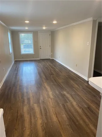 $1,200 | 317 Aurora Avenue, Unit B, Metairie, LA 70005