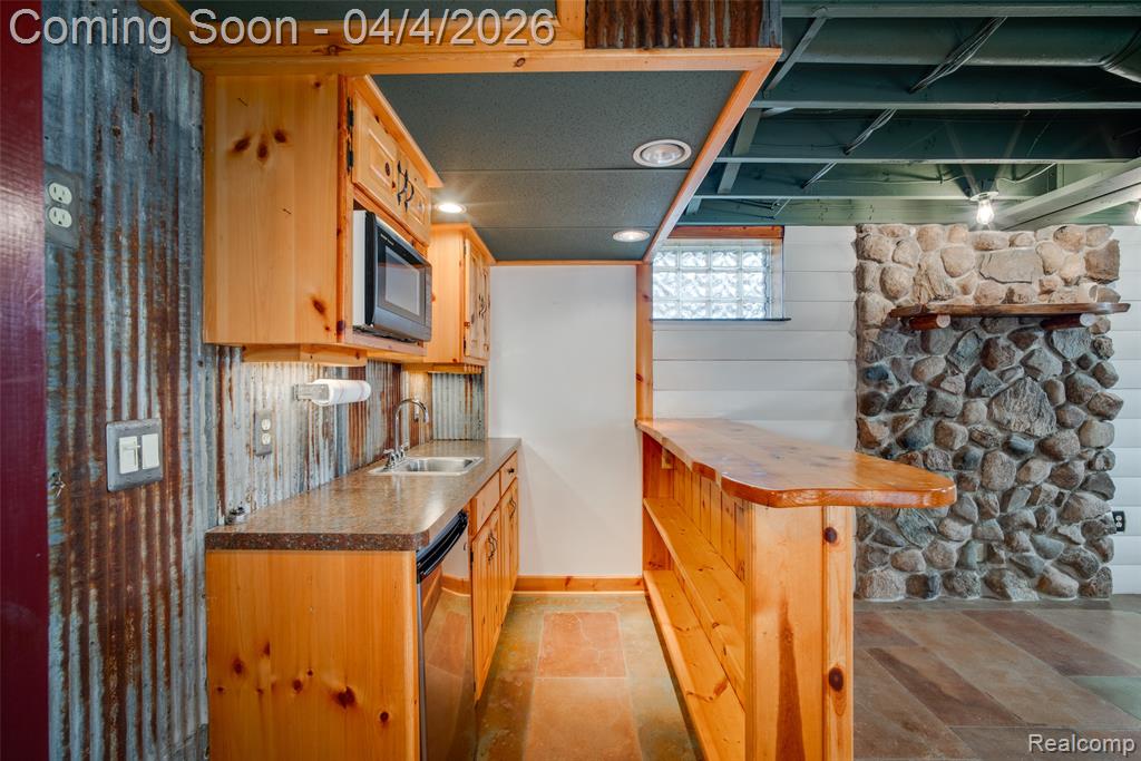8183 Reese Road Clarkston, MI 48348 - Photo 31 of 41 Gallery Image 31