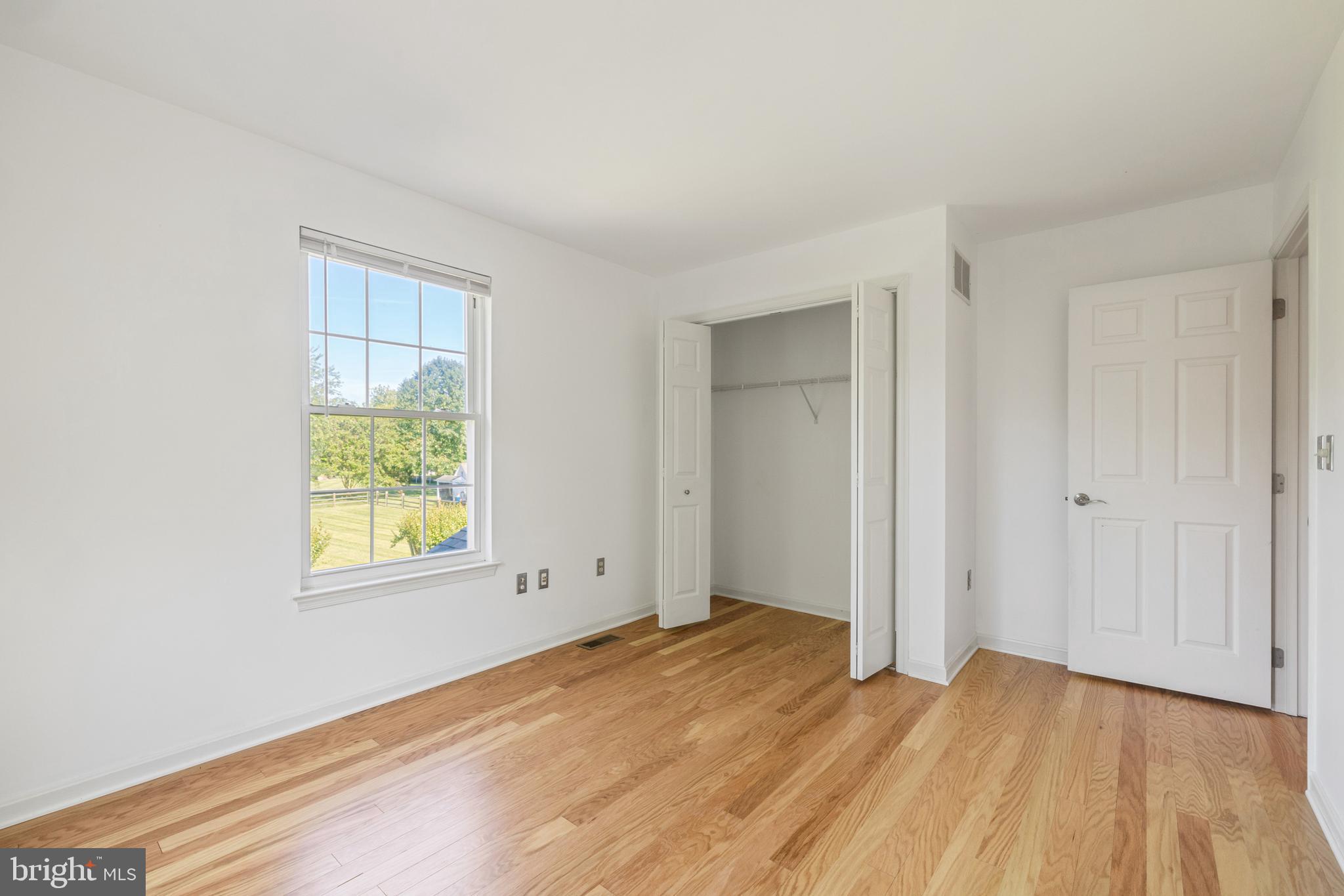 1469 Pleasant Lake Road Annapolis, MD 21409 - Photo 37 of 68 3rd Bedroom