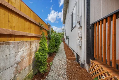 $489,950 | 1912 Martin Luther King Junior Way, Tacoma, WA 98405