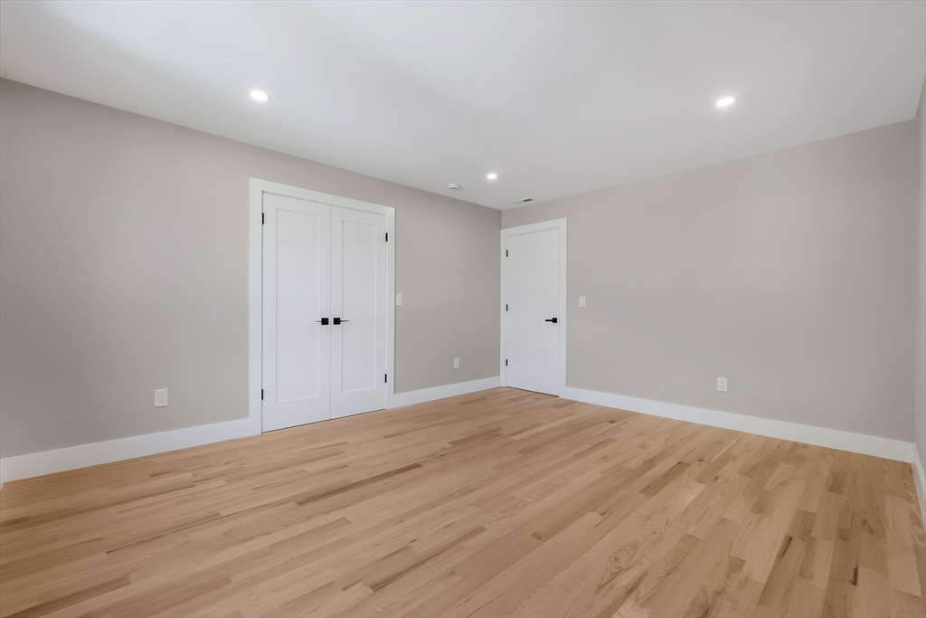 15 Foss Road, Unit A Framingham, MA 01702 - Photo 23 of 36