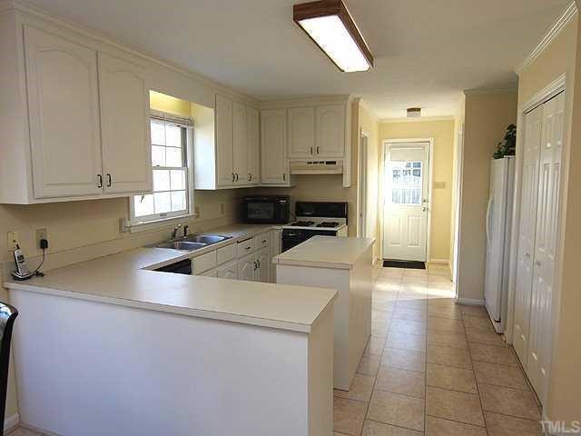 5407 Russell Road Durham, NC 27712 - Photo 4 of 12