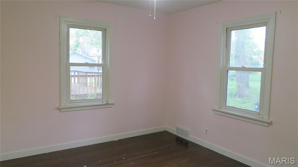 1020 Troy Road Edwardsville, IL 62025 - Photo 14 of 16