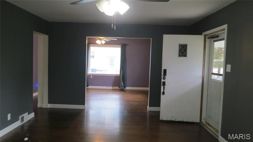 1020 Troy Road Edwardsville, IL 62025 - Photo 4 of 16