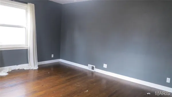 $160,000 | 1020 Troy Road, Edwardsville, IL 62025