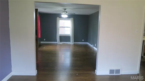 $160,000 | 1020 Troy Road, Edwardsville, IL 62025