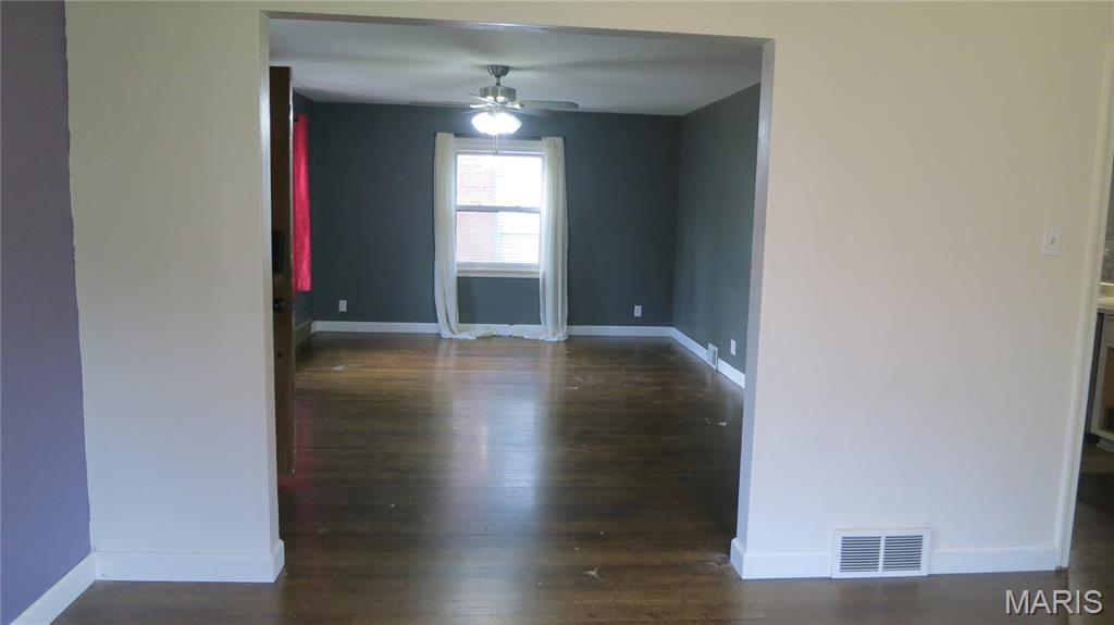 1020 Troy Road Edwardsville, IL 62025 - Photo 6 of 16