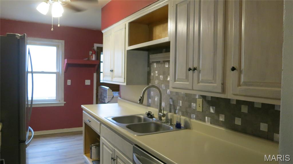 1020 Troy Road Edwardsville, IL 62025 - Photo 9 of 16