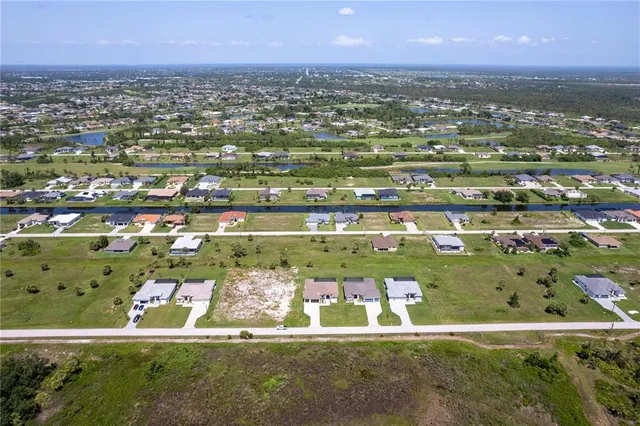 $574,900 | Undisclosed Address, Rotonda West, FL 33947