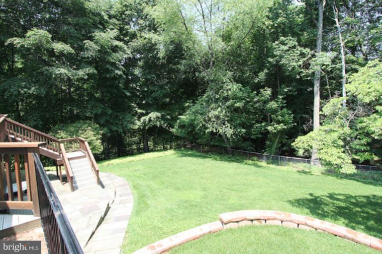 8014 Glendale Road Chevy Chase, MD 20815 - Photo 19 of 20 Garden