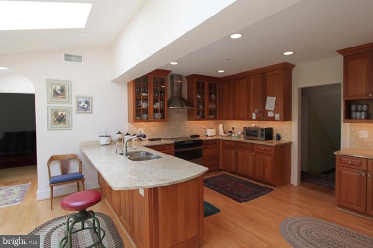 8014 Glendale Road Chevy Chase, MD 20815 - Photo 7 of 20 Kitchen #2