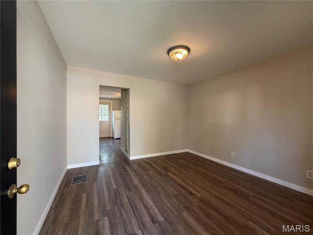 3533 Dixie Drive St. Ann, MO 63074 - Photo 2 of 17