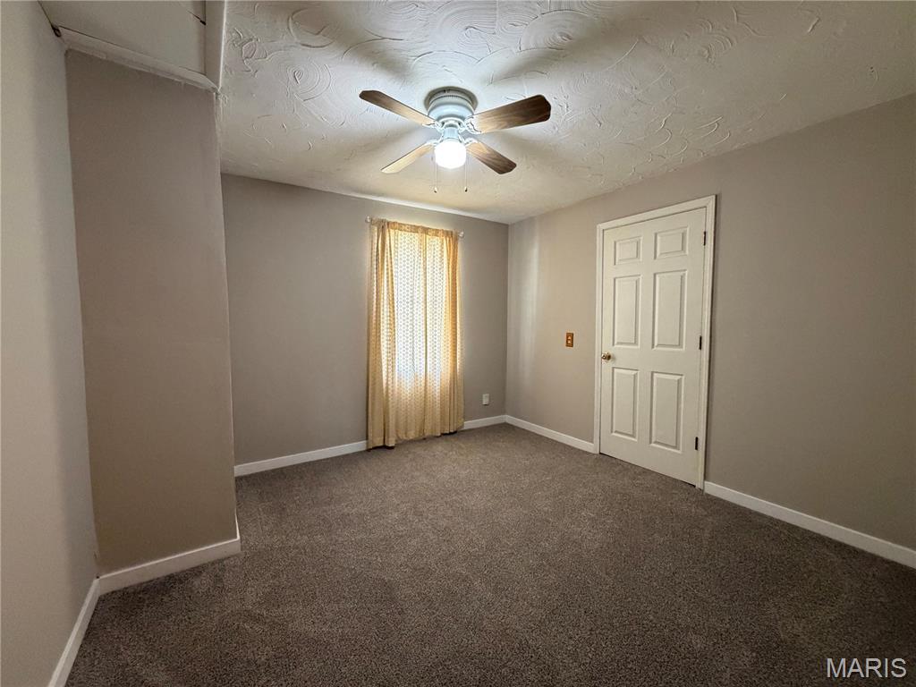 3533 Dixie Drive St. Ann, MO 63074 - Photo 7 of 17