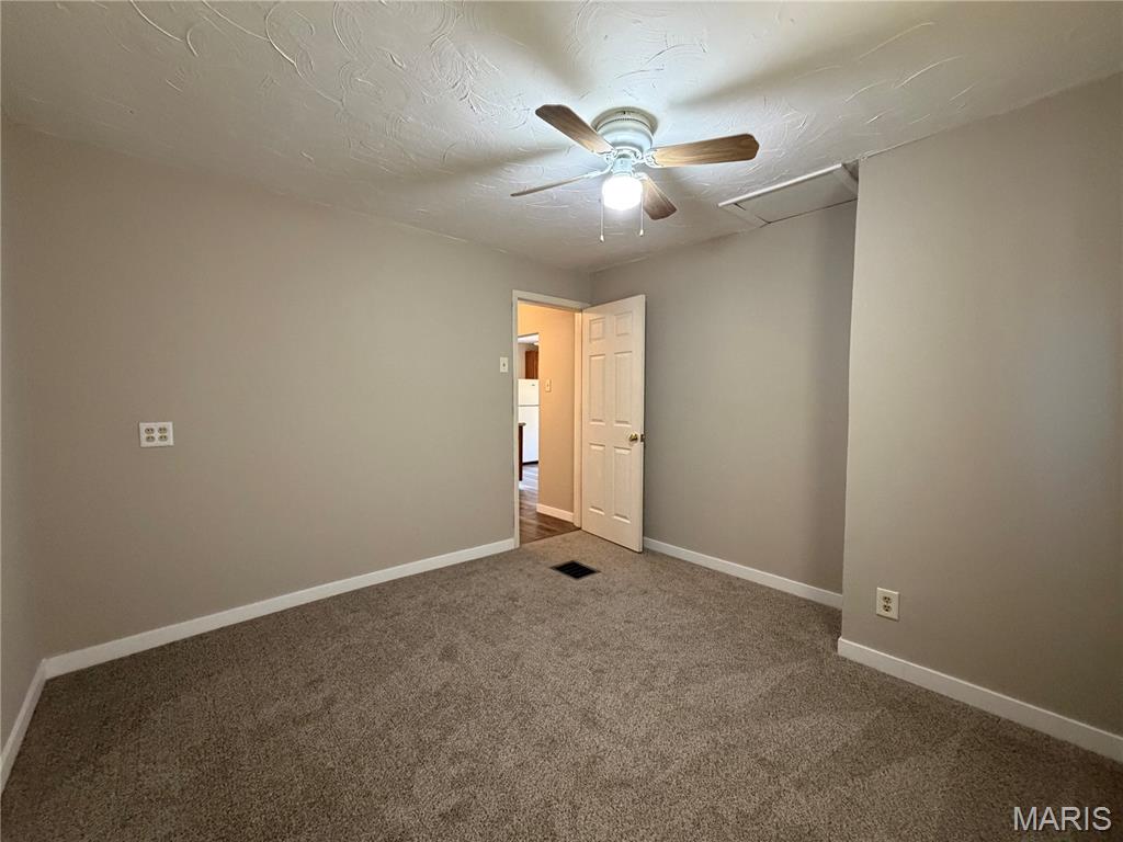 3533 Dixie Drive St. Ann, MO 63074 - Photo 8 of 17
