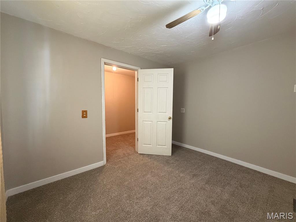 3533 Dixie Drive St. Ann, MO 63074 - Photo 9 of 17