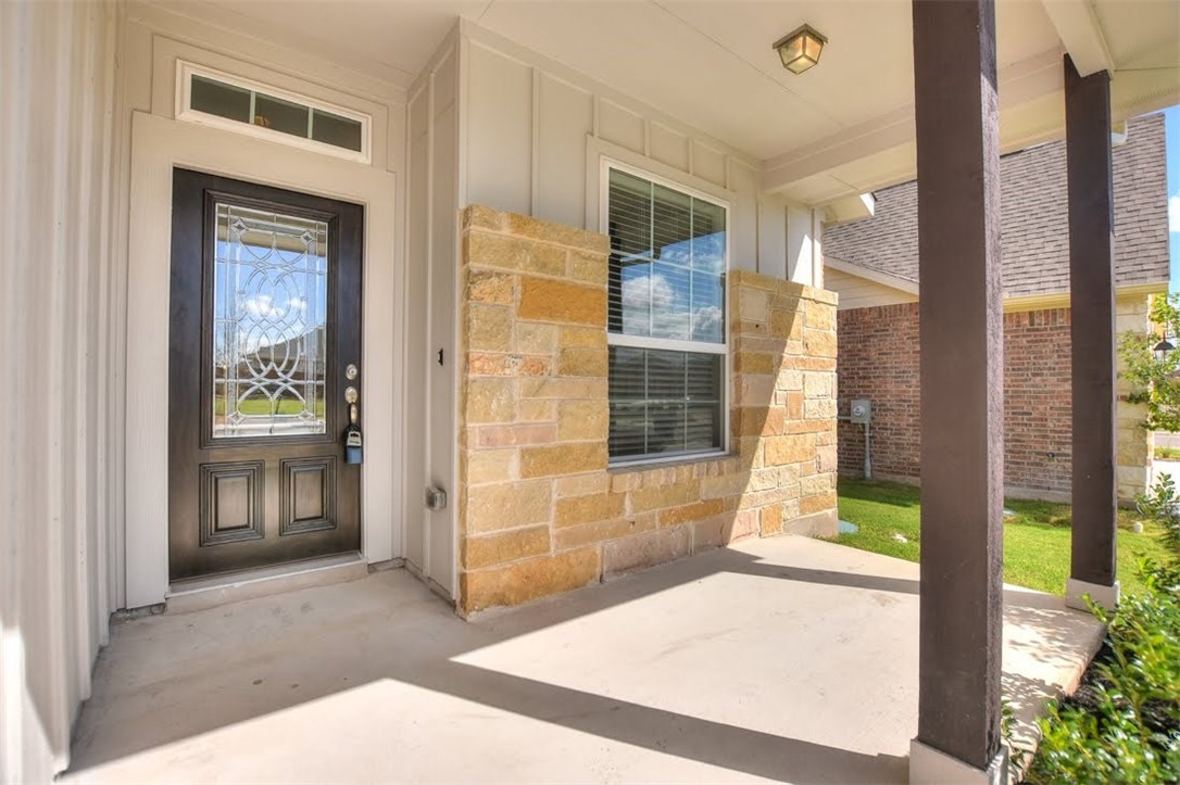 704 Bonnet Boulevard Georgetown, TX 78628 - Photo 4 of 40