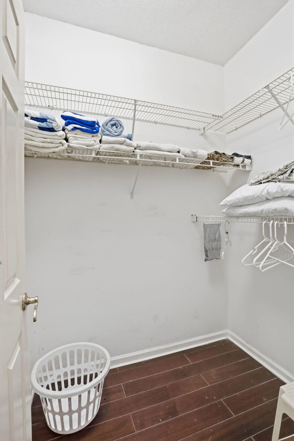 7821 Dorchester Road Boynton Beach, FL 33472 - Photo 19 of 49 a close view of a sink