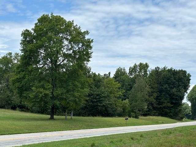 823 Highway 63 Homer, GA 30547 - Photo 3 of 7 a view of a golf course
