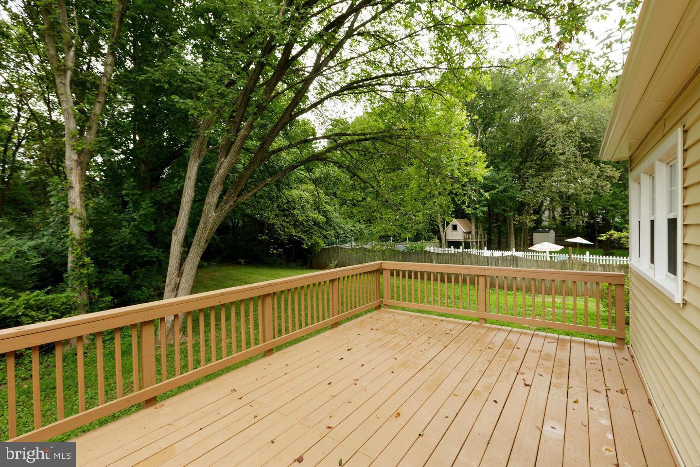 1153 Bandy Run Road Herndon, VA 20170 - Photo 3 of 3 Gallery Image 3