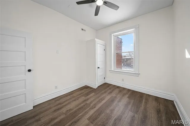 $1,850 | 2028 Russell Boulevard, Unit 2F, St. Louis, MO 63104