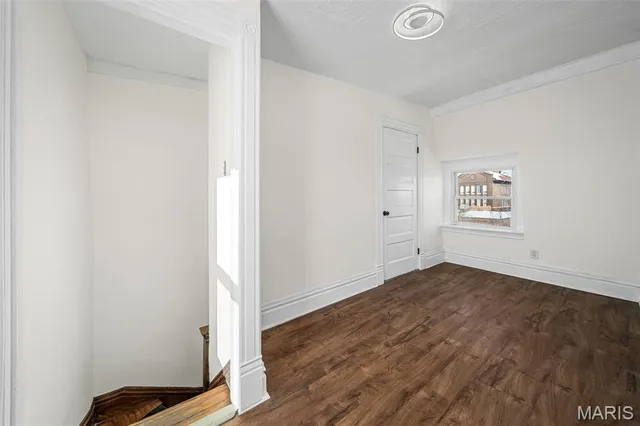 $1,850 | 2028 Russell Boulevard, Unit 2F, St. Louis, MO 63104