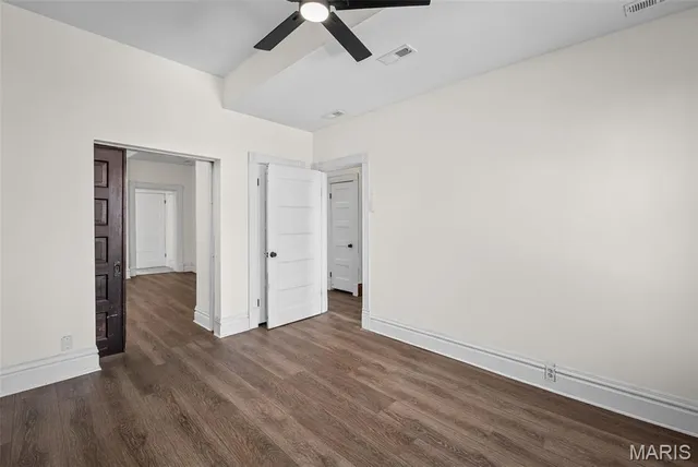 $1,850 | 2028 Russell Boulevard, Unit 2F, St. Louis, MO 63104