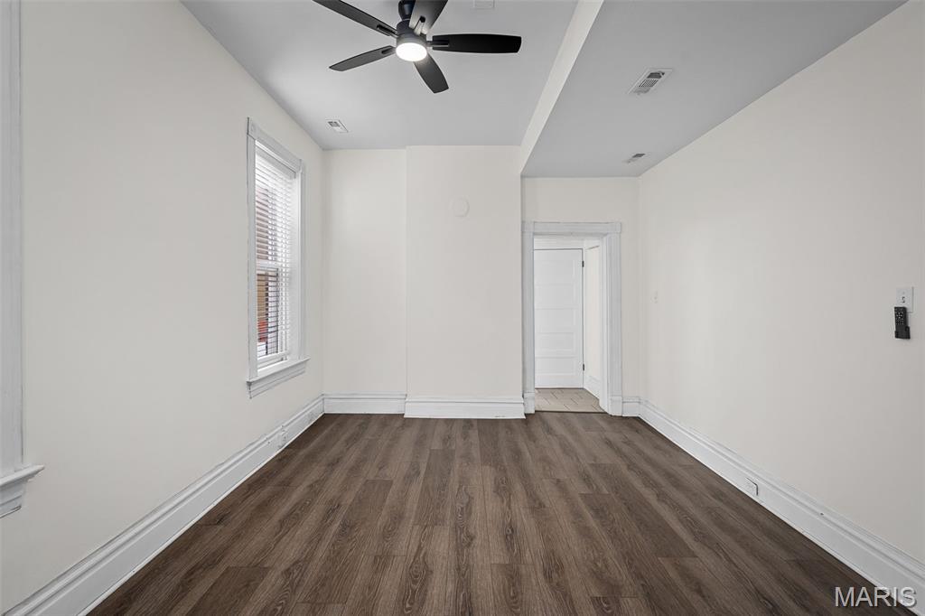 2028 Russell Boulevard, Unit 2F St. Louis, MO 63104 - Photo 8 of 23