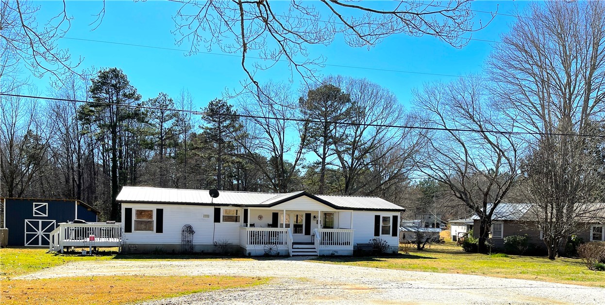 136 Jones Road West Union, SC 29696 - Photo 3 of 48 Gallery Image 3